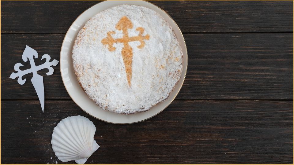 tarta de santiago con una conchiglia tarta de santiago con una conchiglia