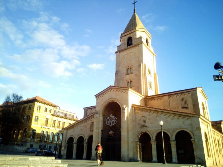 Gijón: una splendida città da scoprire lungo il Cammino del Nord